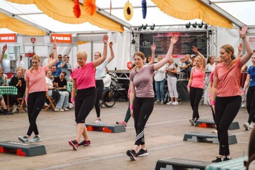 Bunter Abend auf der Tarmstedter Ausstellung – Musik, Tanz und Mitmachspaß für die ganze Familie