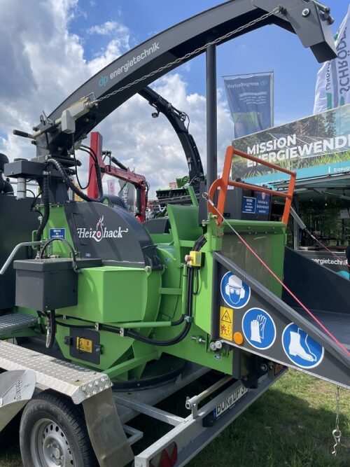 Vom Baum bis zur Heizung: Nachhaltig heizen mit Holz